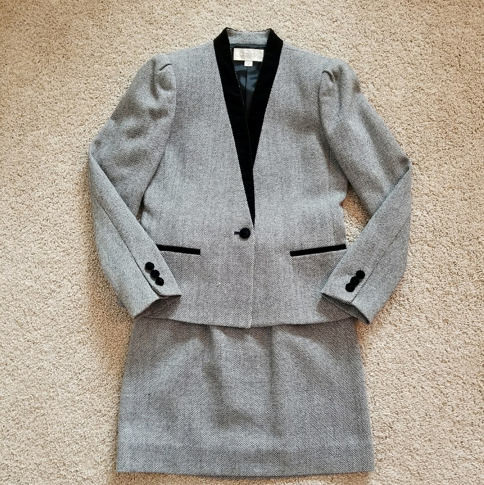 ♥️EUC♥️ VINTAGE CASSIDY HOUNDSTOOTH SUIT - Picture 1 of 16